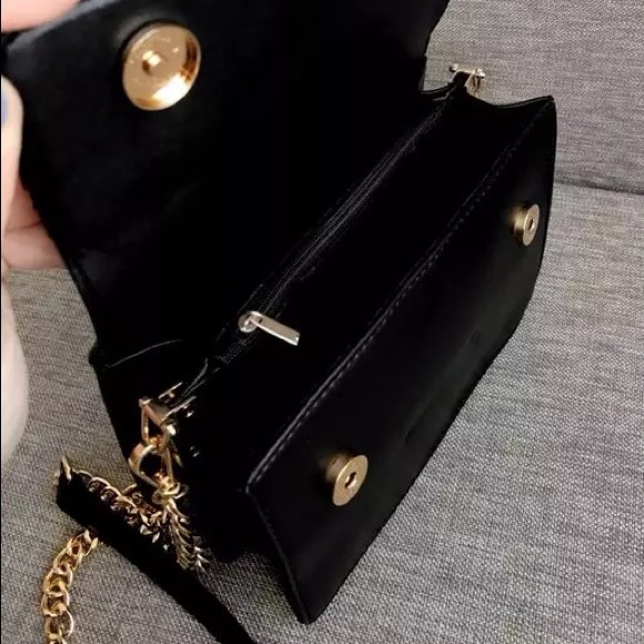 “When Doves Cry” - Picture 7 of 8